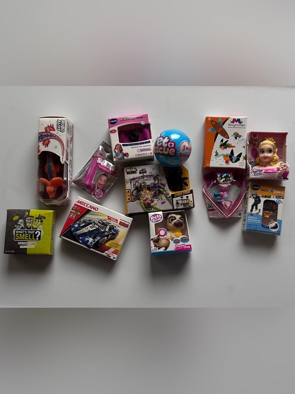 12 Zuru Mini Brands Mini Toys